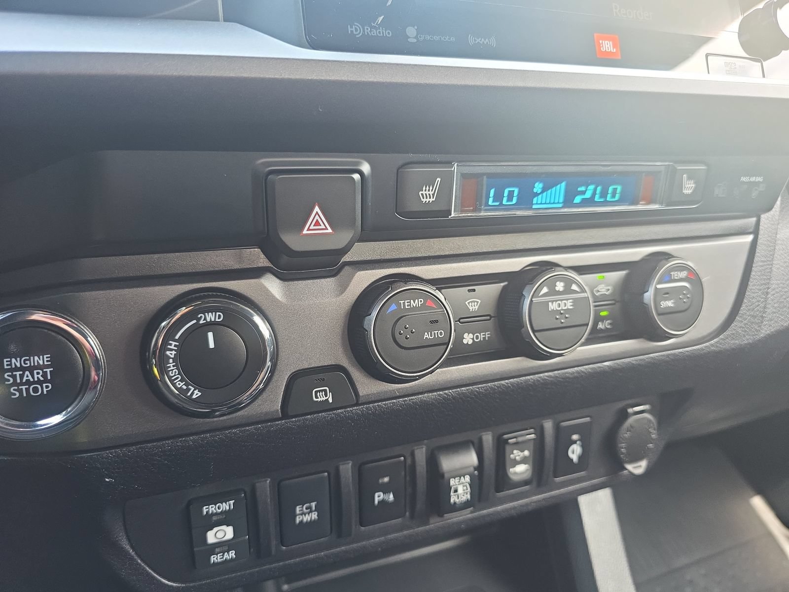 Used 2019 Toyota Tacoma TRD Pro AWD/4WD image 24
