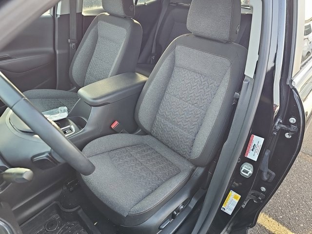 Used 2024 Chevrolet Equinox LT w/ LPO, Floor Liner Package image 5