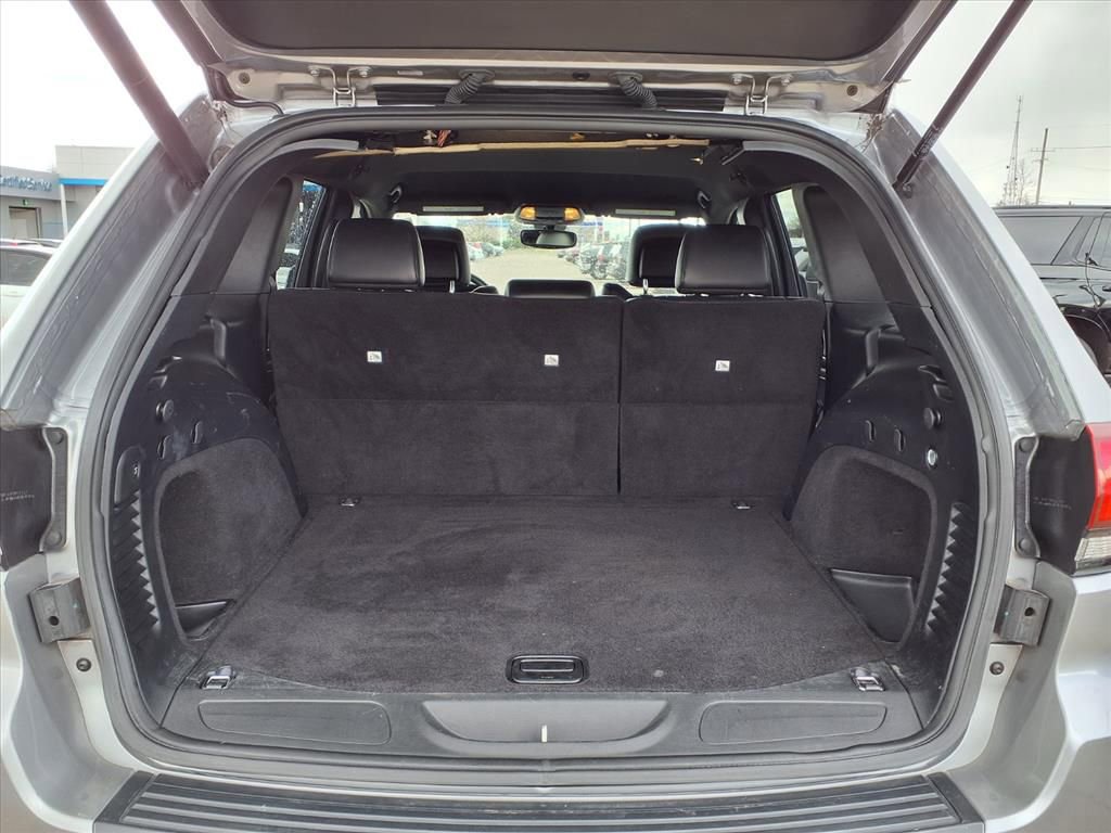 Used 2020 Jeep Grand Cherokee Altitude image 10