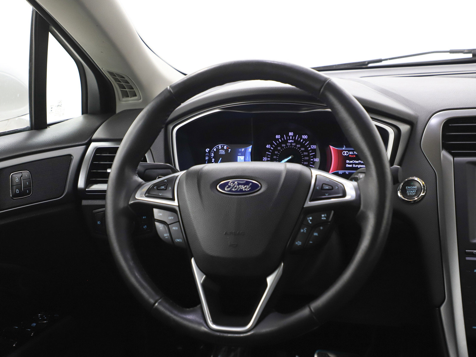 Used 2014 Ford Fusion Titanium image 14