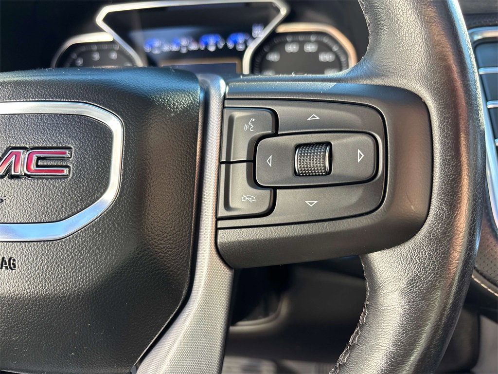 Used 2021 GMC Yukon XL SLT w/ SLT Premium Package image 24