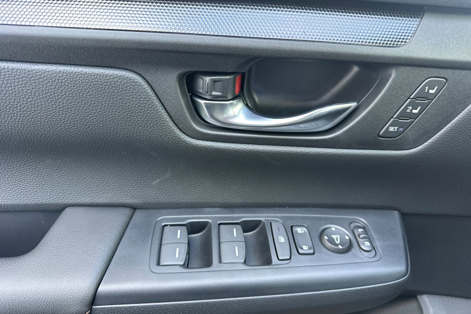 Used 2026 Honda CR-V Sport-L image 11