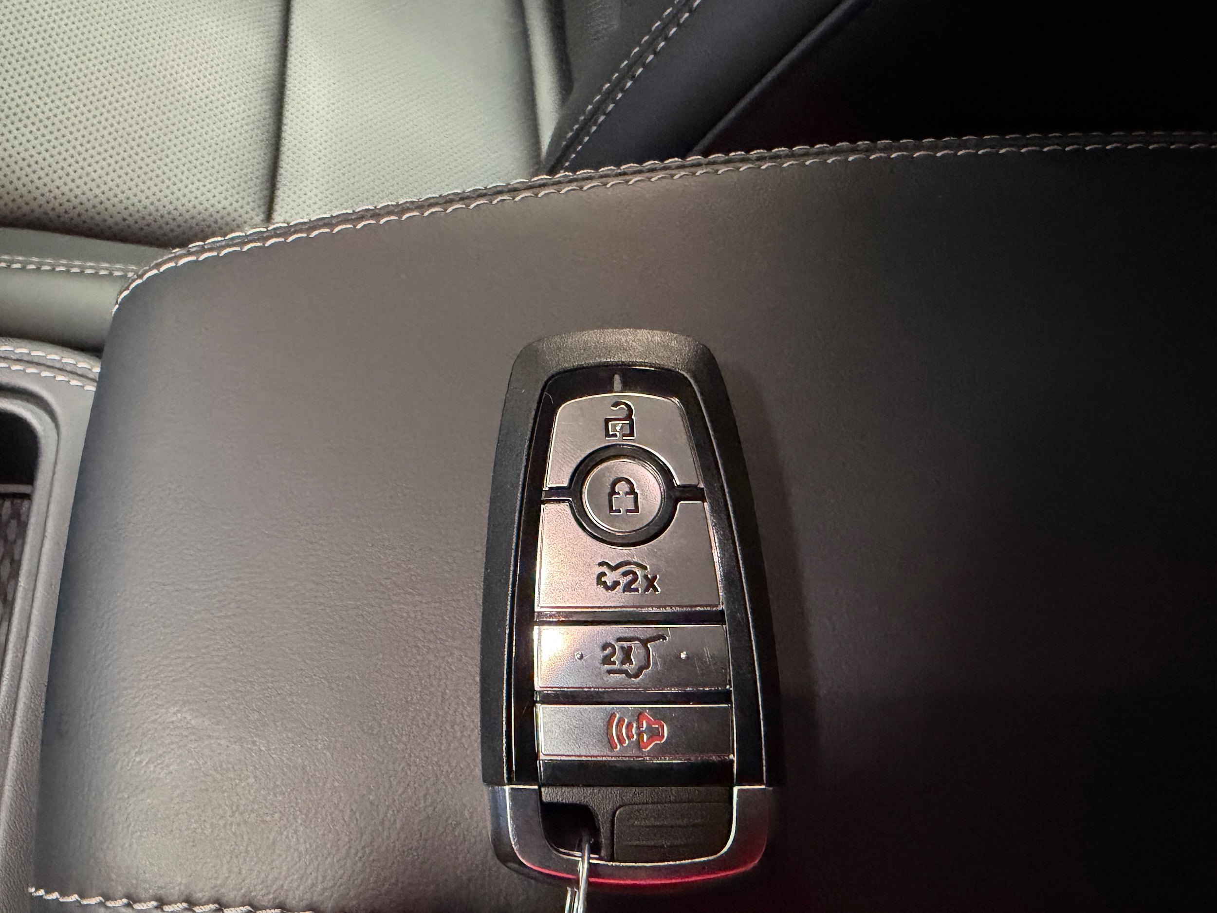 Used 2025 Ford Mustang Mach-E Premium w/ Interior Protection Package AWD/4WD image 34