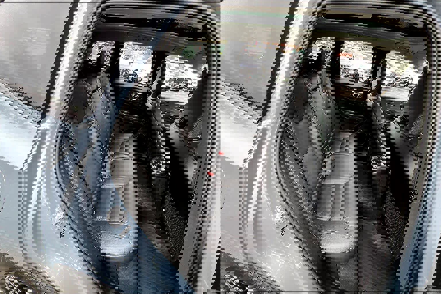 Used 2024 Volvo XC60 B5 Plus w/ Climate Package image 20