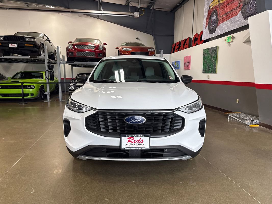 Used 2023 Ford Escape Active image 5