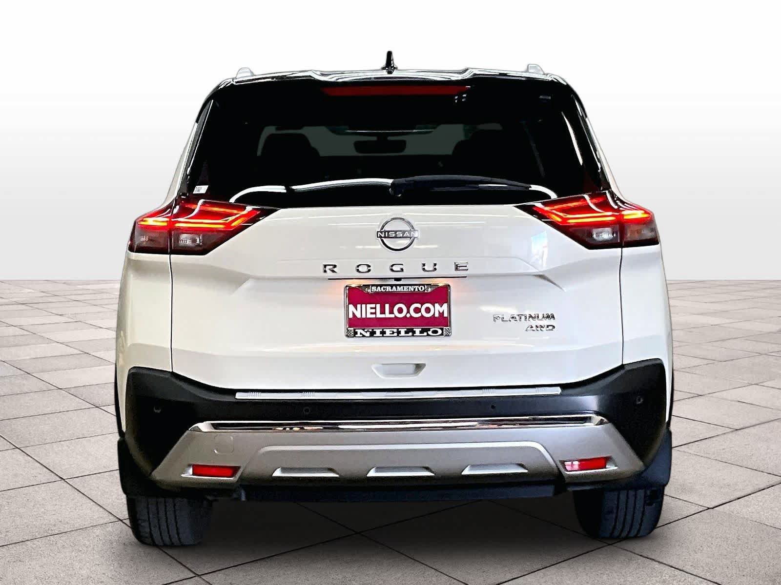 Used 2023 Nissan Rogue Platinum w/ Platinum Premium Package AWD/4WD image 7