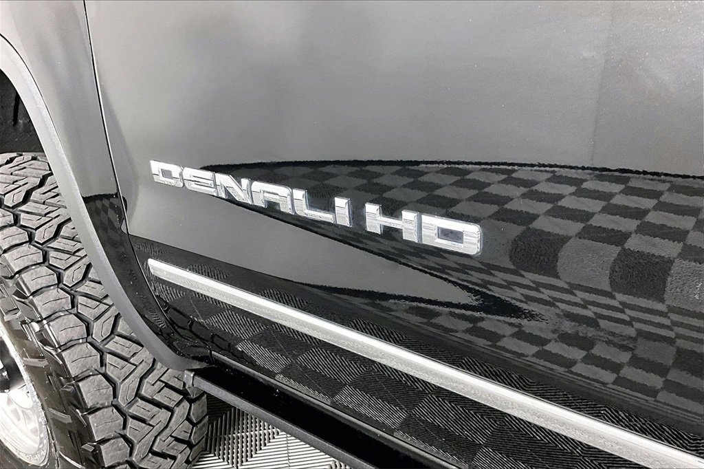 Certified 2019 GMC Sierra 2500 Denali w/ Duramax Plus Package image 25
