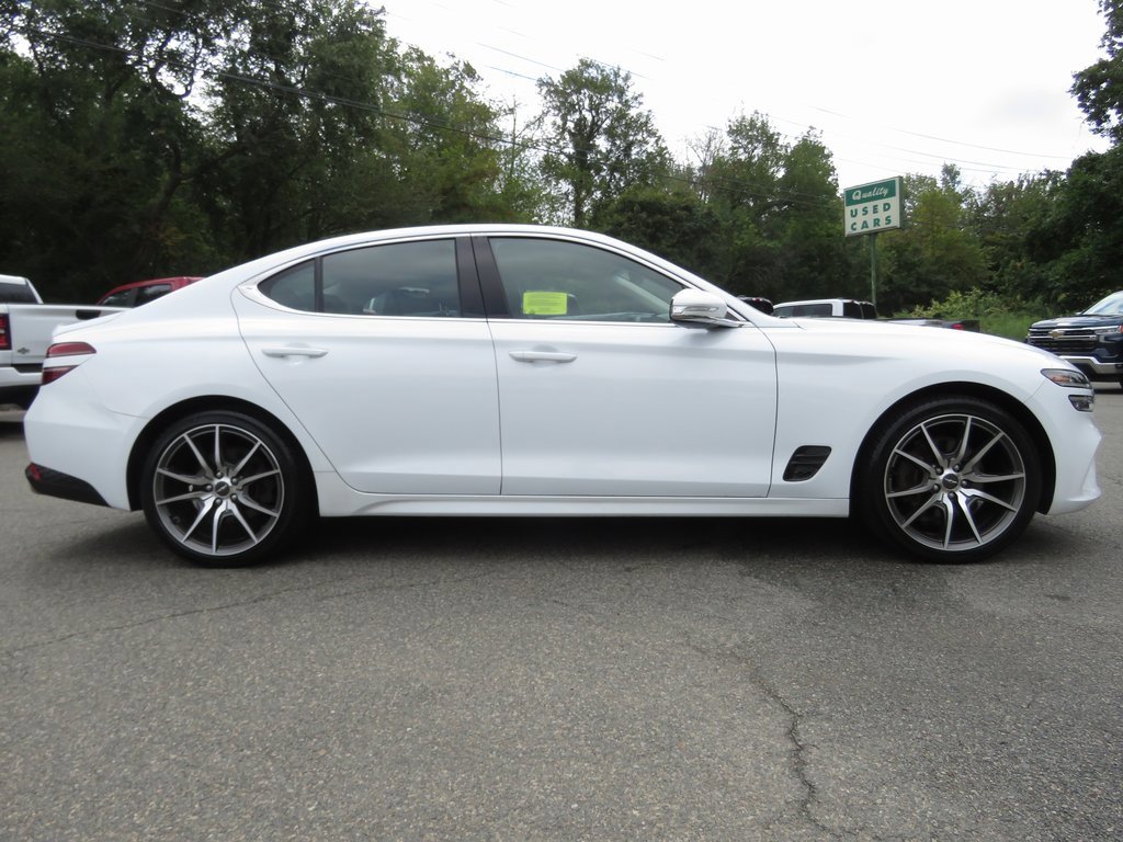 Used 2022 Genesis G70 2.0T w/ Prestige Package image 6