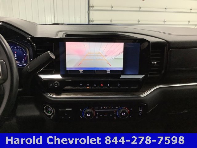 Used 2024 Chevrolet Silverado 1500 RST w/ Z71 Off-Road Package image 17