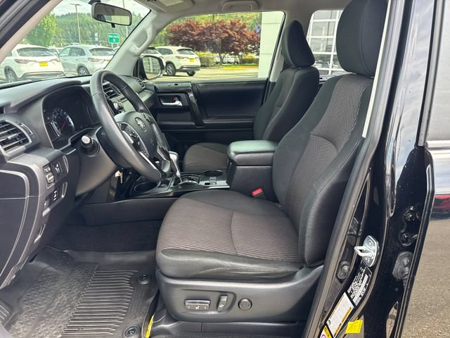 Used 2019 Toyota 4Runner TRD Off-Road AWD/4WD image 17