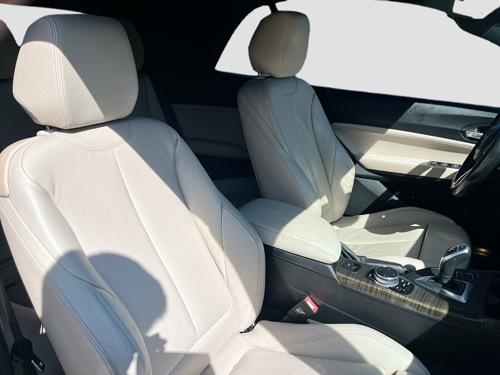 Used 2015 BMW M235i Convertible image 28