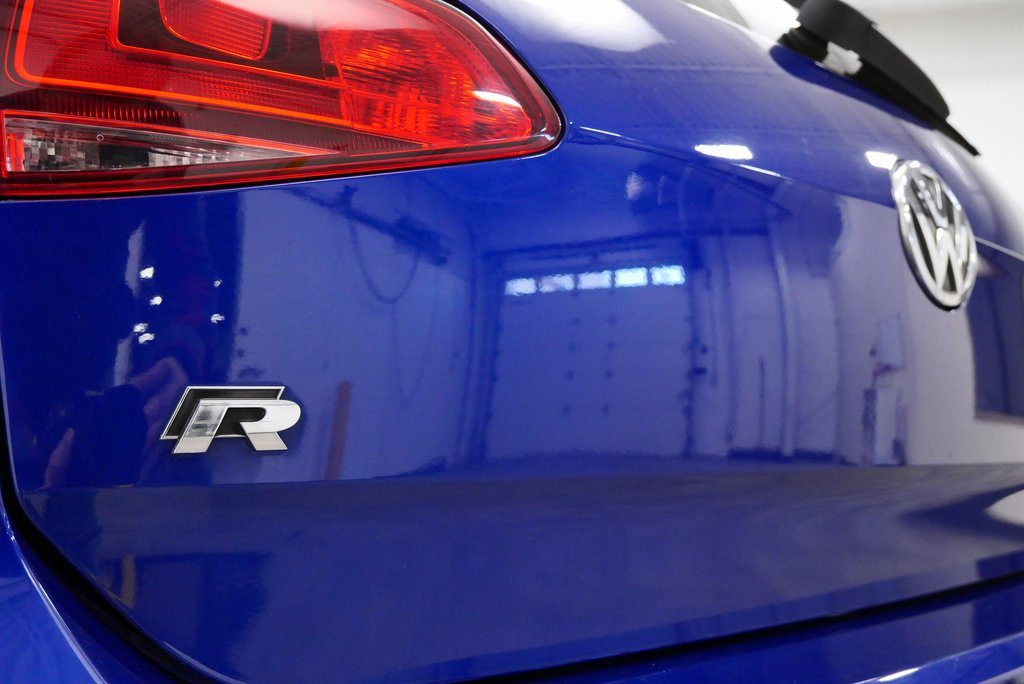 Used 2017 Volkswagen Golf R 4-Door image 10