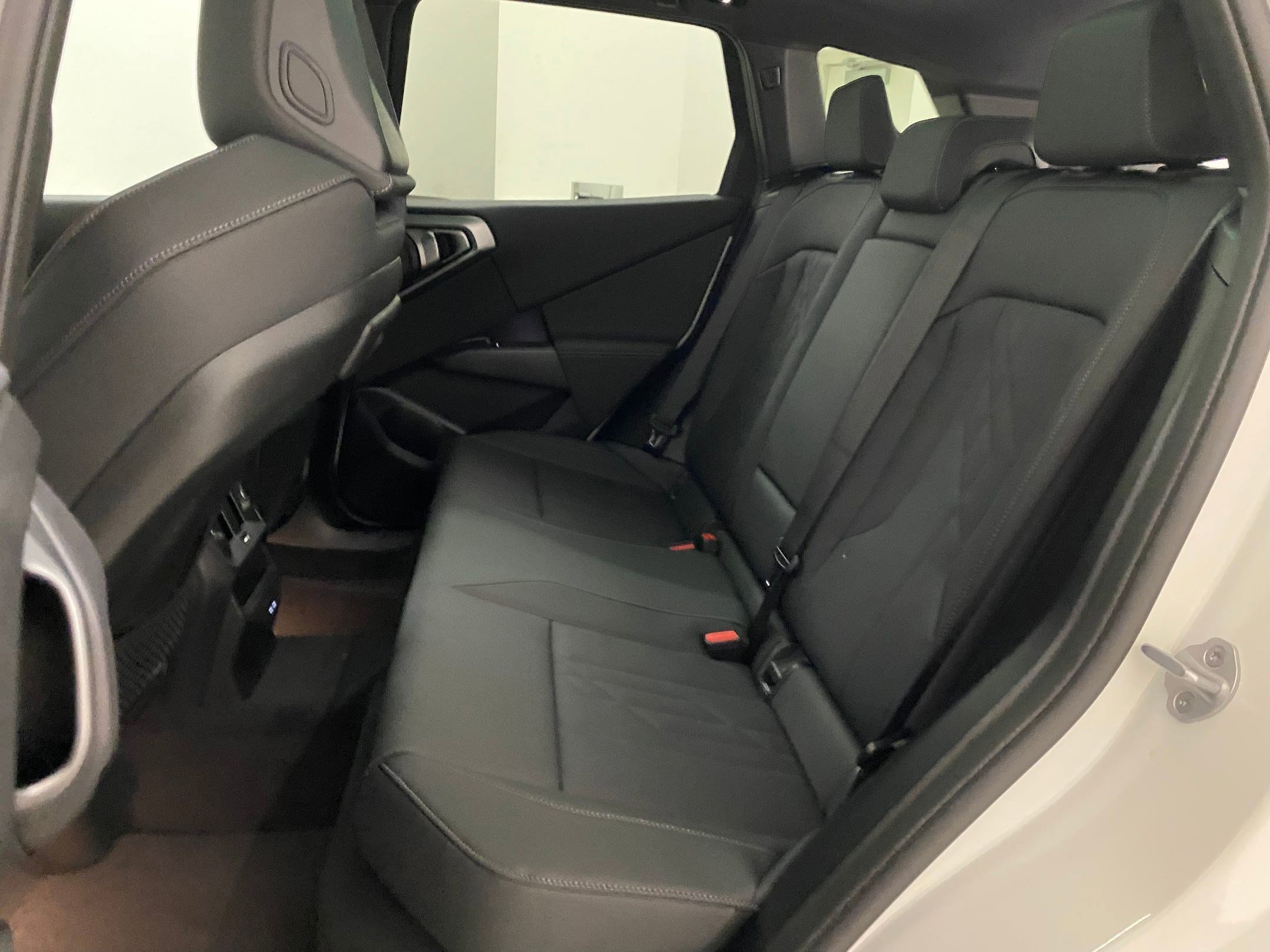 Used 2026 BMW X3 xDrive30 w/ Premium Package AWD/4WD image 13
