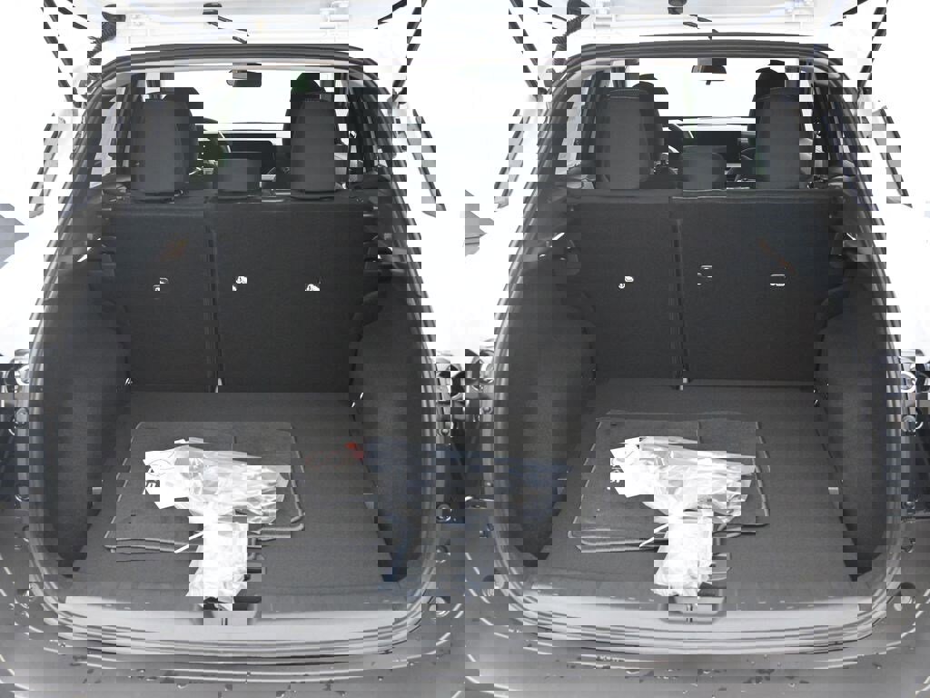 New 2026 Nissan Kicks SV image 24