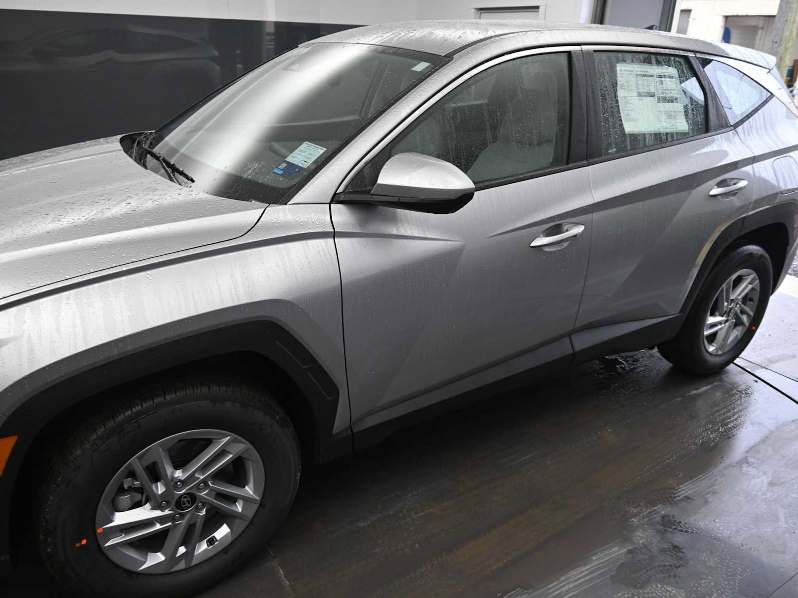 New 2026 Hyundai Tucson SE image 5