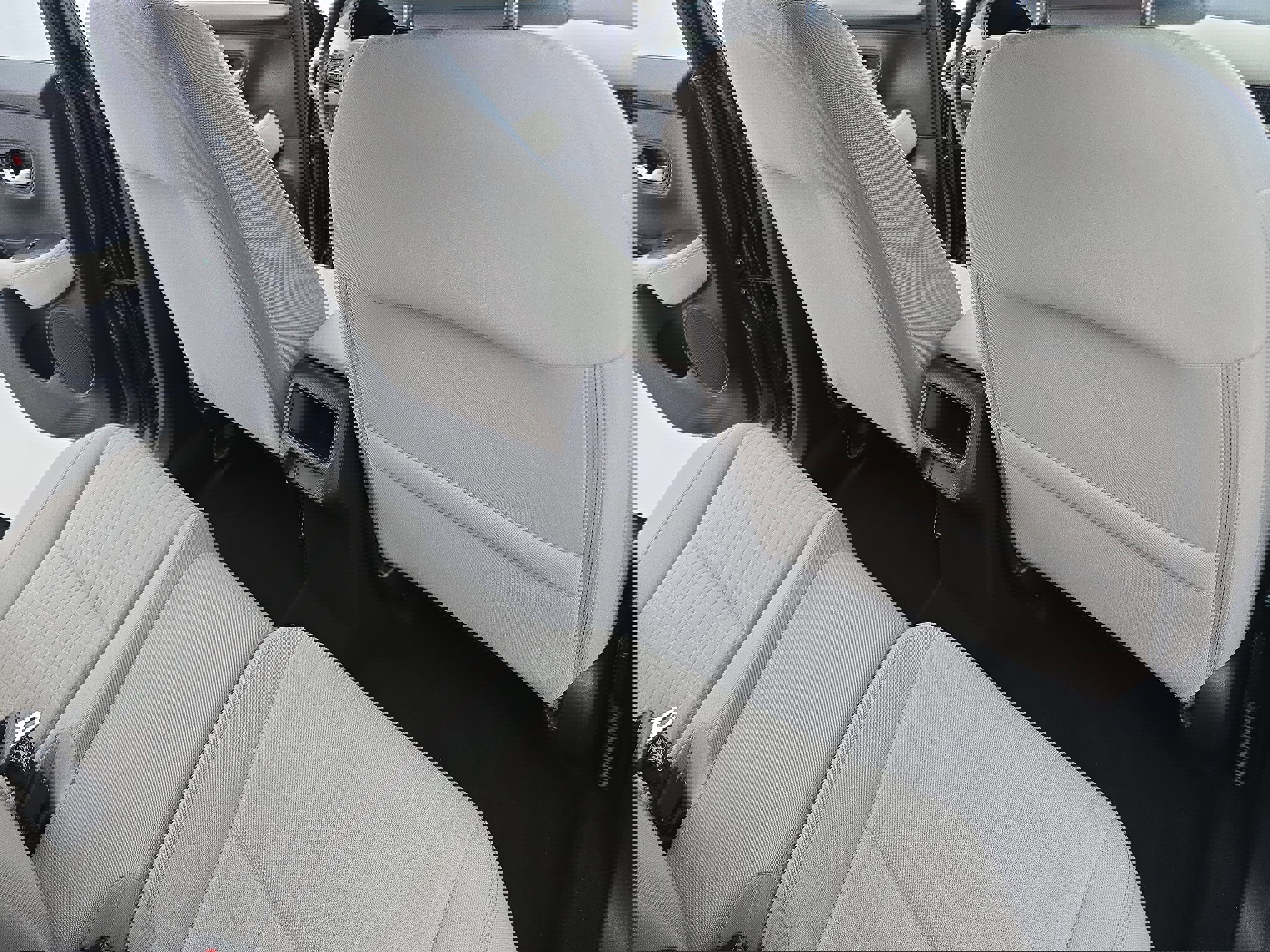 Certified 2025 Honda HR-V LX image 11