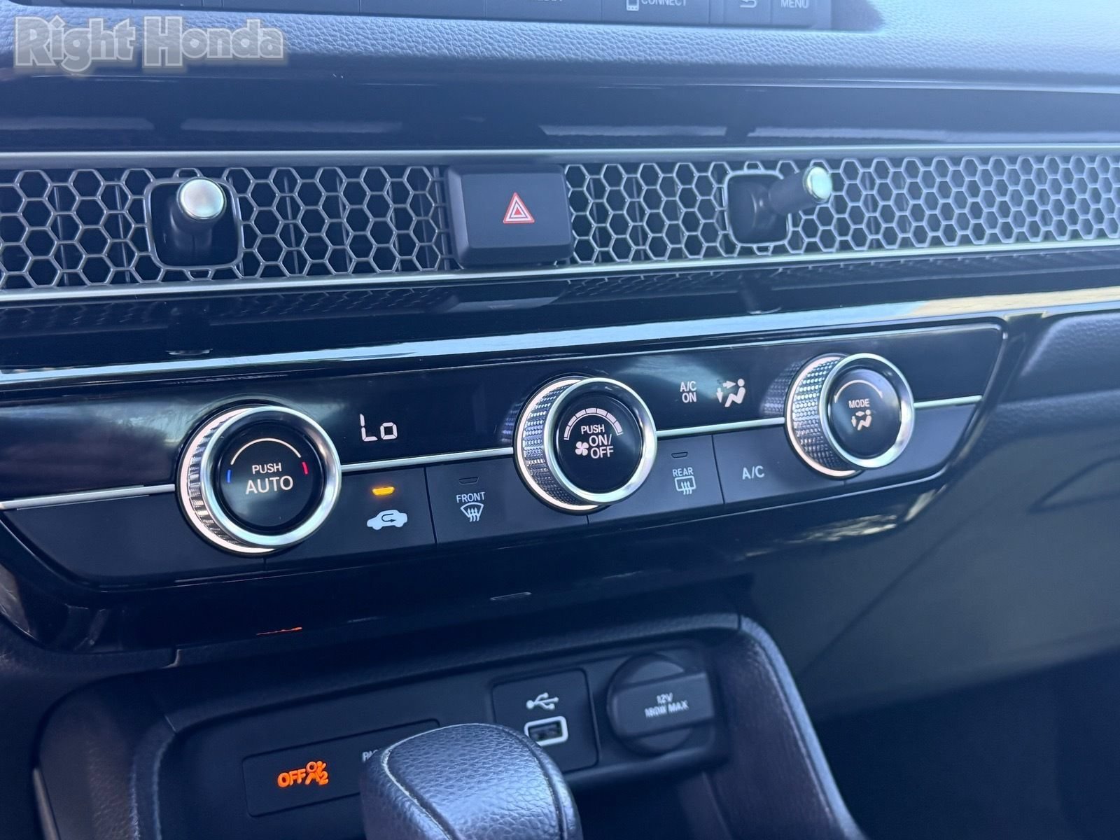 Certified 2024 Honda Civic LX image 29