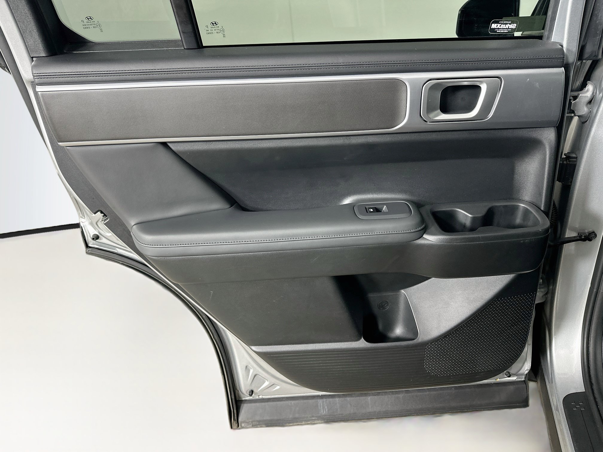 Used 2025 Hyundai Santa Fe SEL AWD/4WD image 25