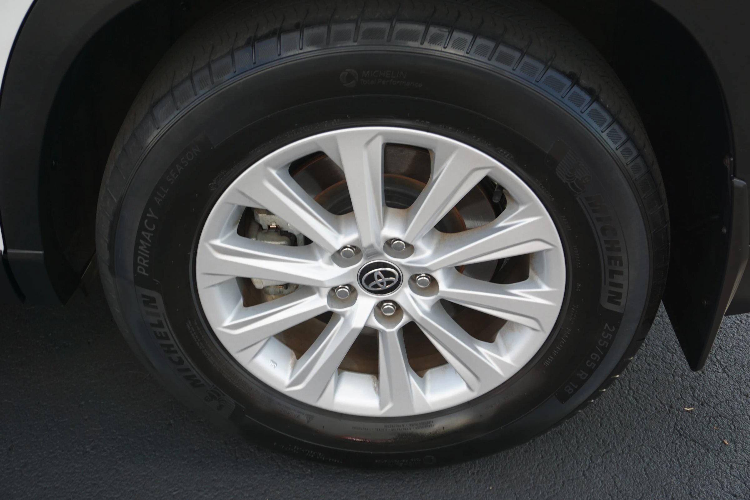 Used 2024 Toyota Grand Highlander AWD image 12