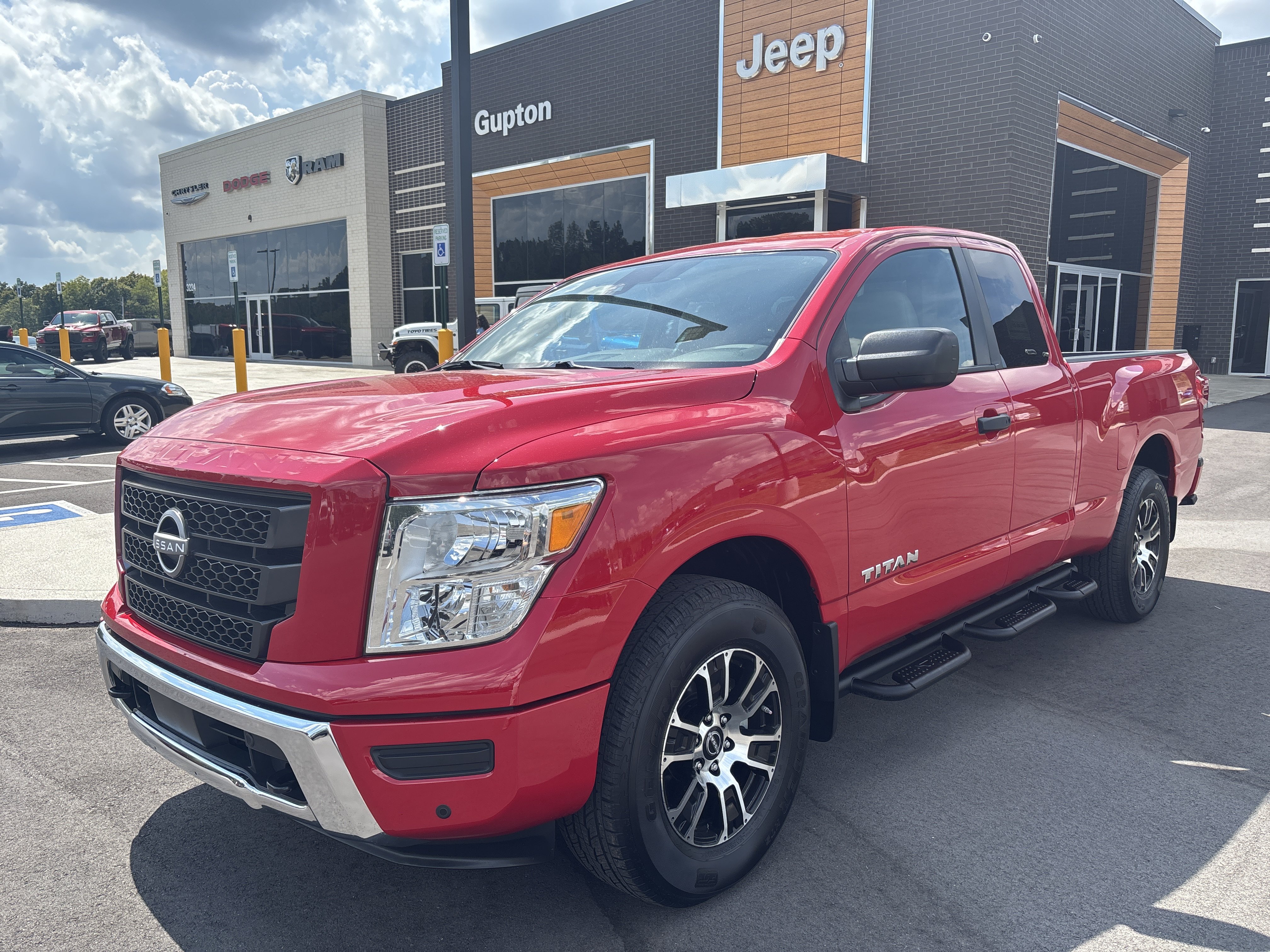 Used 2024 Nissan Titan SV w/ Accessory Utility Package