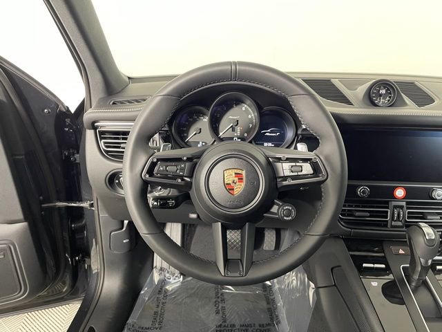 New 2025 Porsche Macan Turbo image 39