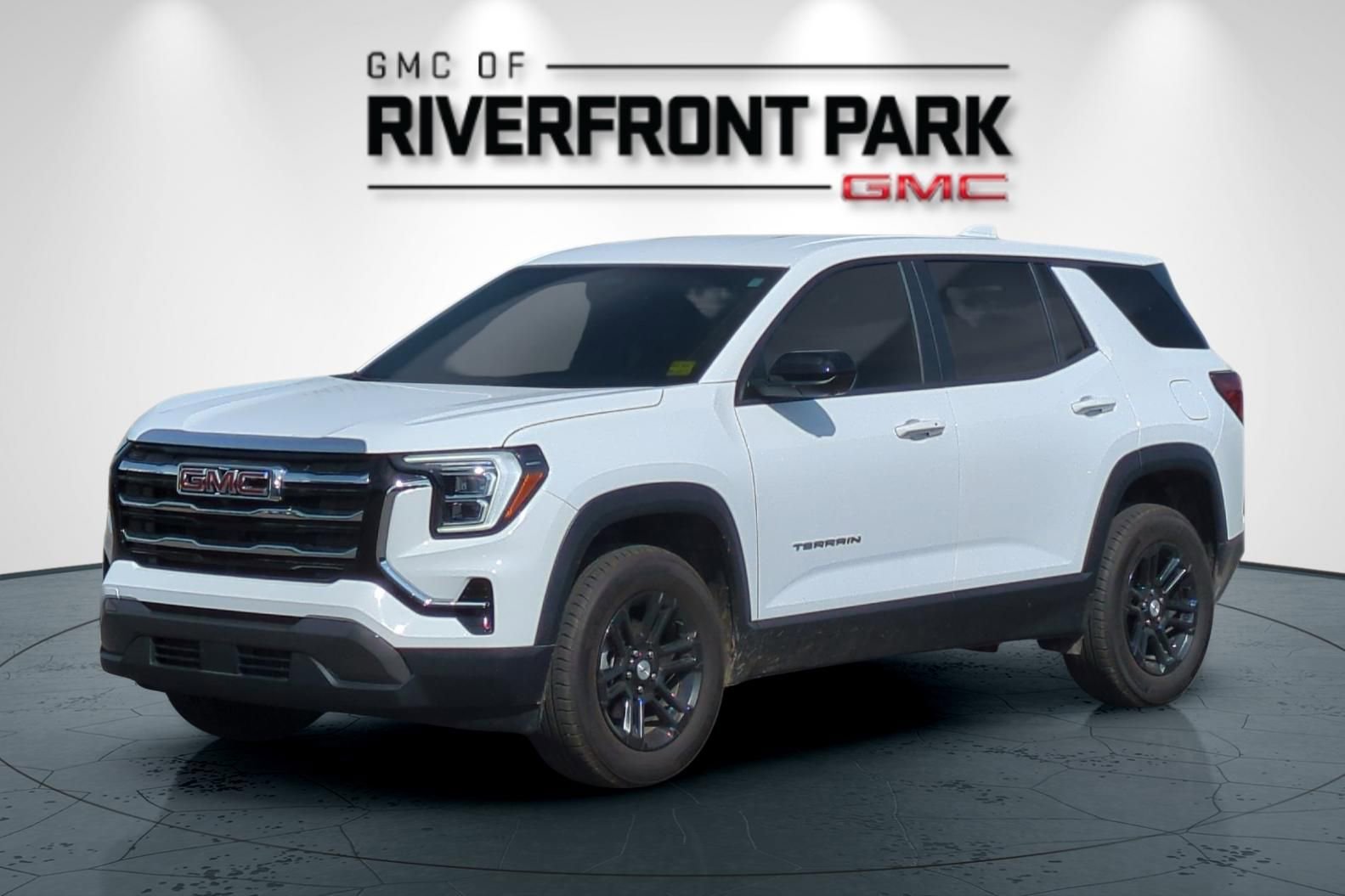 Used 2026 GMC Terrain Elevation w/ Technology Package II AWD/4WD image 7