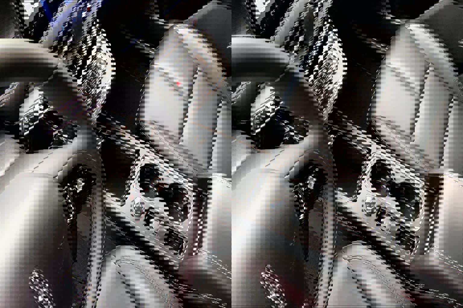 Used 2024 Lincoln Corsair FWD image 15