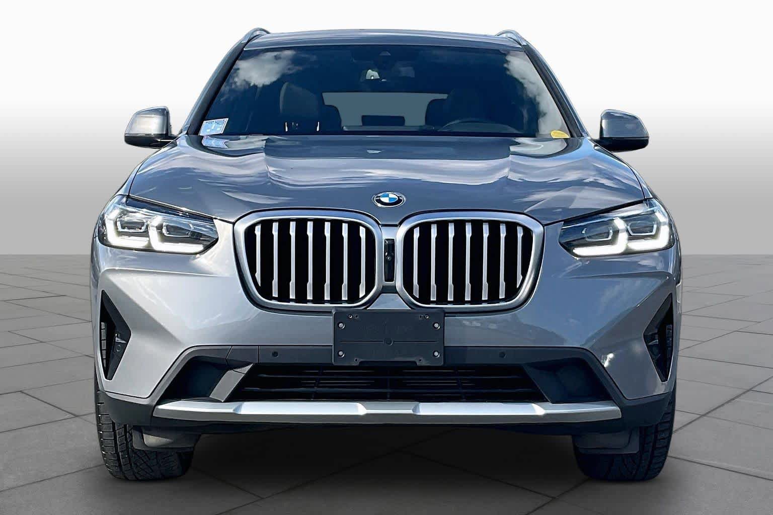 Certified 2024 BMW X3 xDrive30i w/ Premium Package w/ZPA AWD/4WD image 3