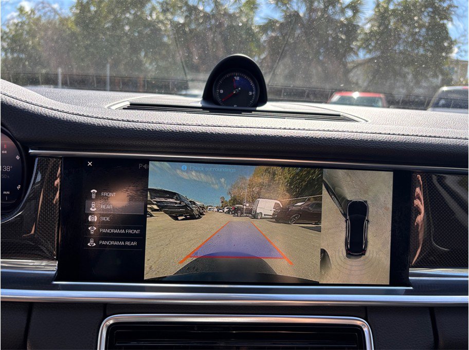 Used 2017 Porsche Panamera 4S image 31