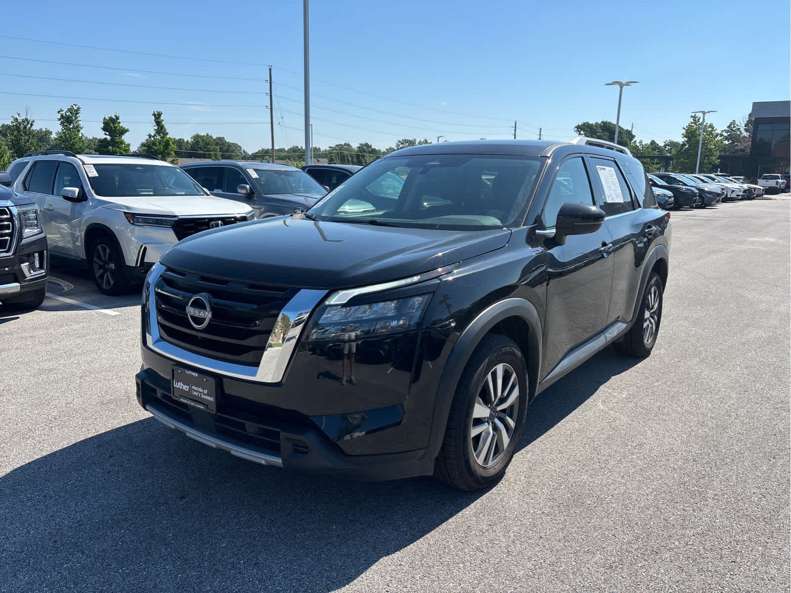 Used 2025 Nissan Pathfinder SL AWD/4WD video 2