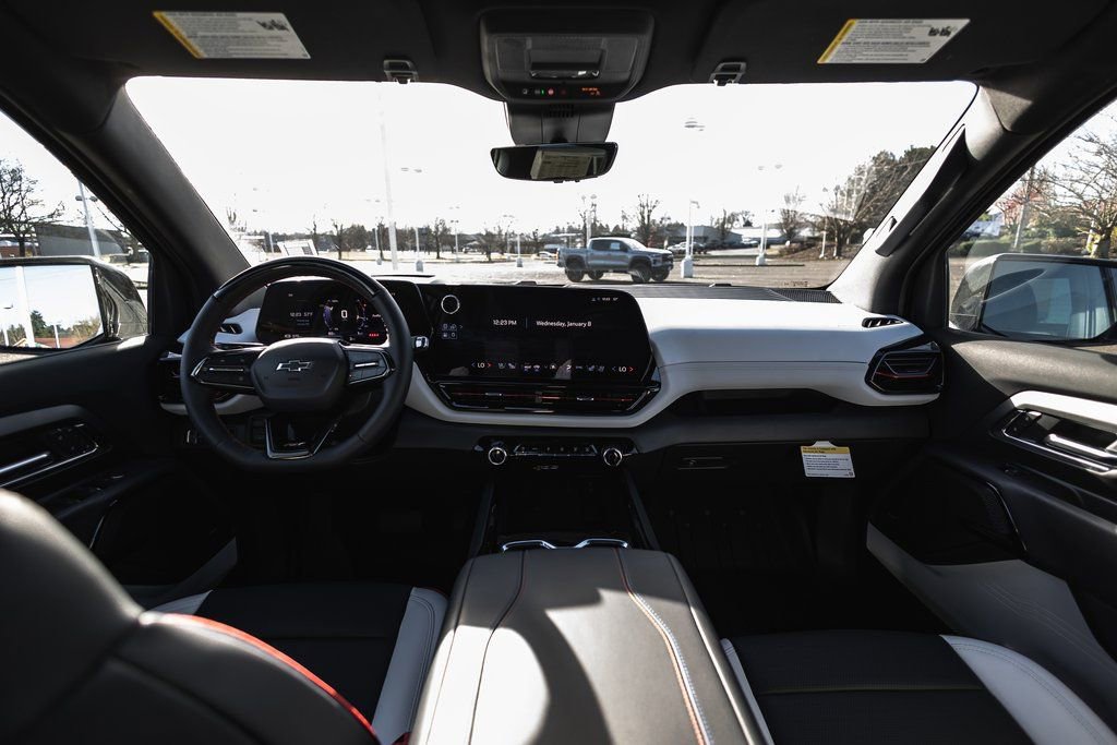 New 2025 Chevrolet Silverado EV RST image 22