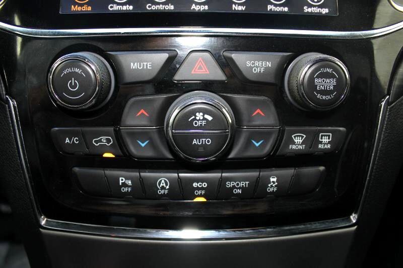 Used 2020 Jeep Grand Cherokee Altitude image 25