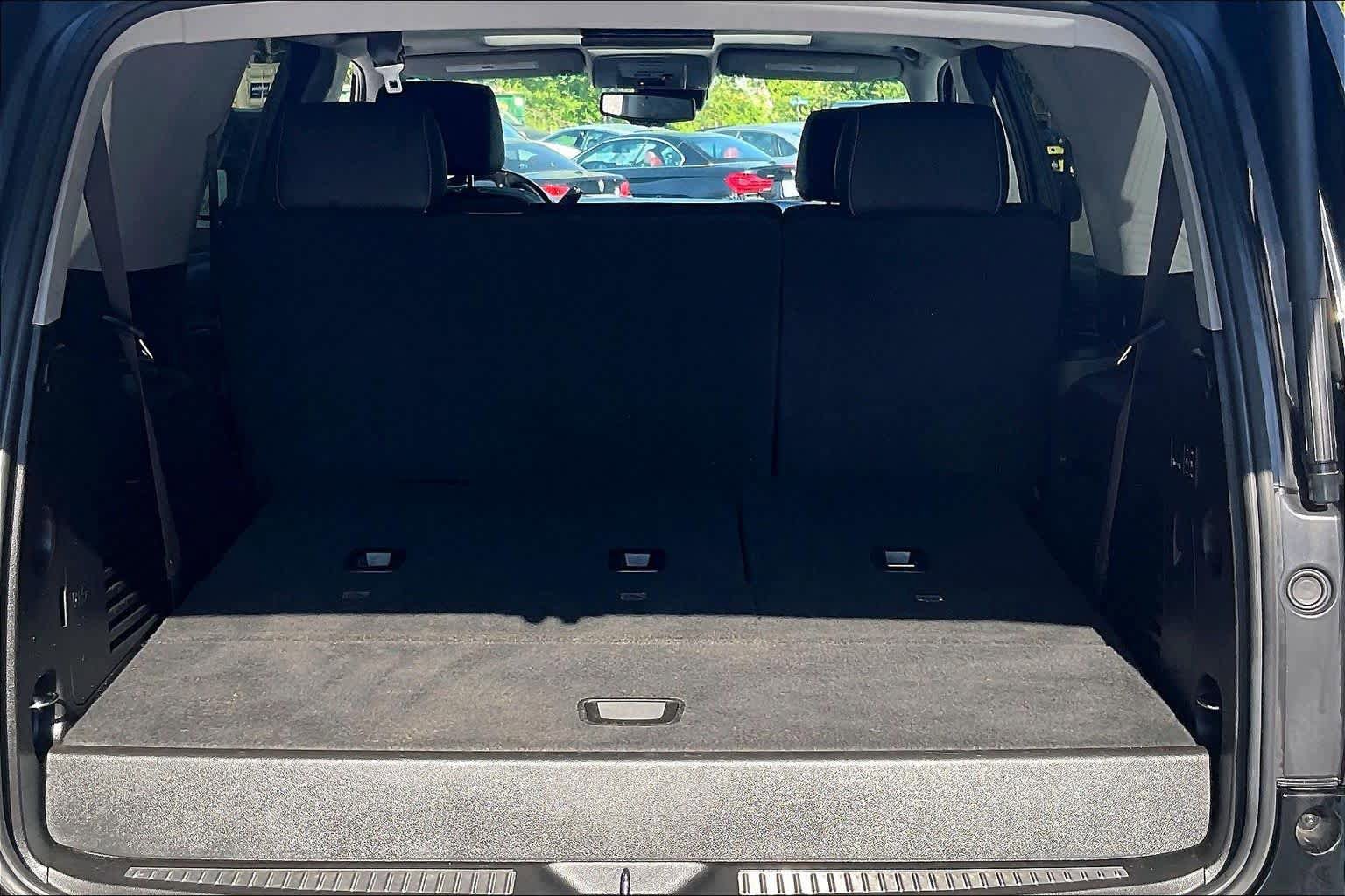 Used 2019 Chevrolet Tahoe LT AWD/4WD image 38