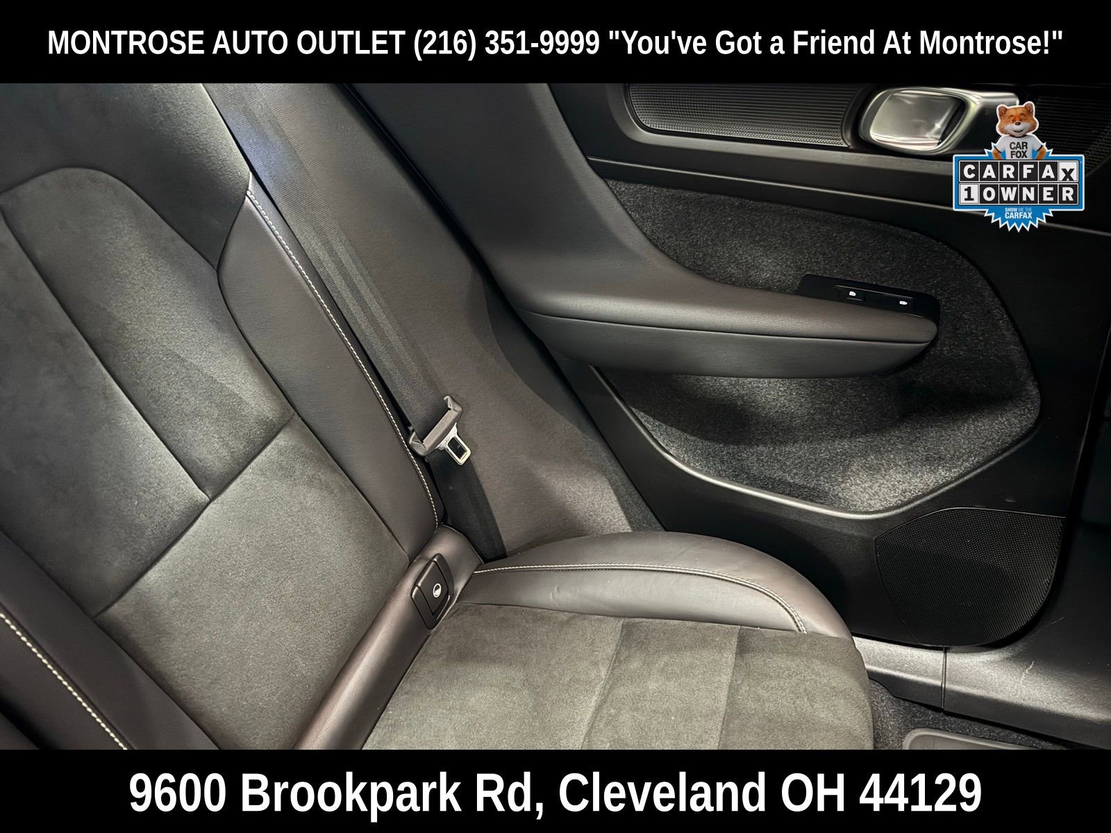 Used 2022 Volvo XC40 T5 R-Design w/ Climate Package image 36