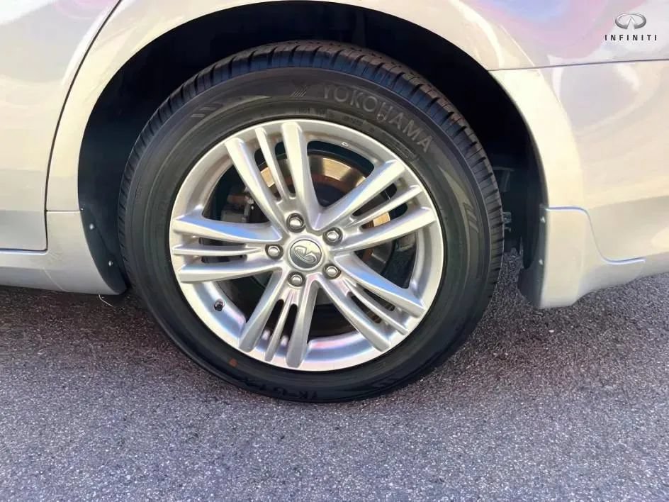 Used 2011 INFINITI G37 x Sedan w/ Premium Pkg AWD/4WD image 20