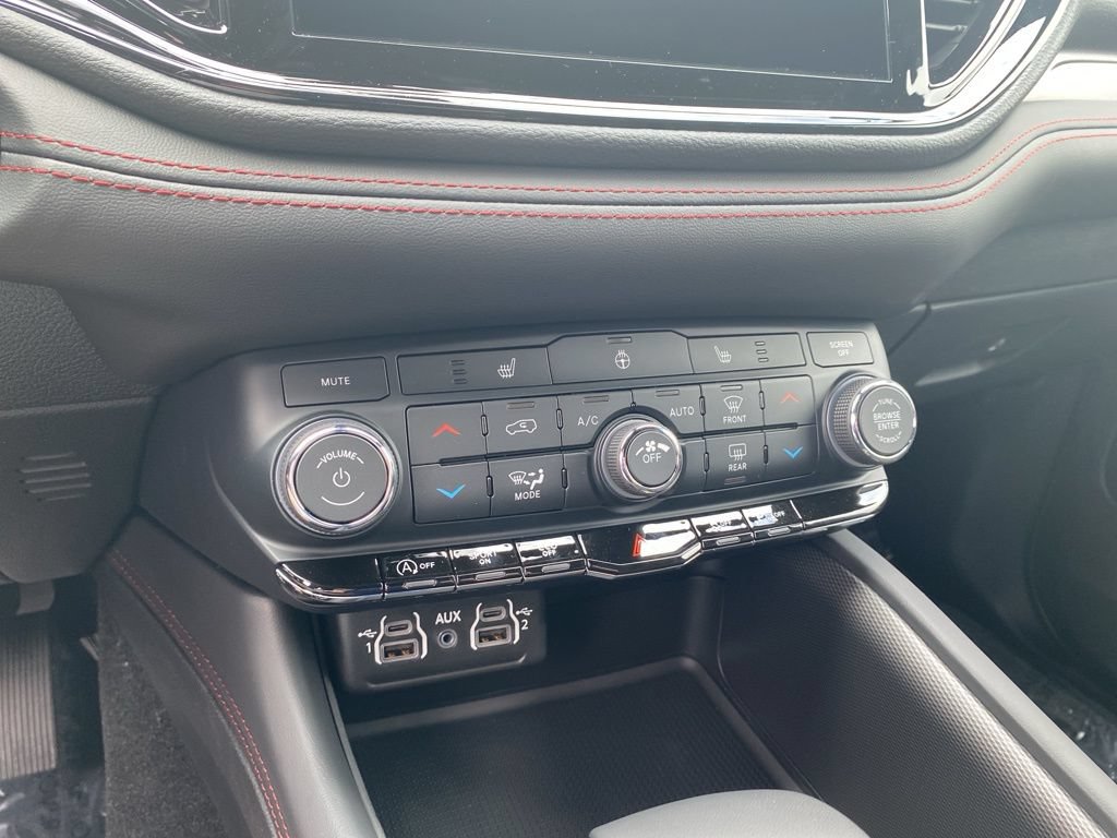 New 2026 Dodge Durango GT w/ Blacktop Package AWD/4WD image 30