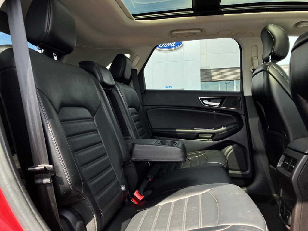 Used 2015 Ford Edge SEL w/ Equipment Group 201A image 35