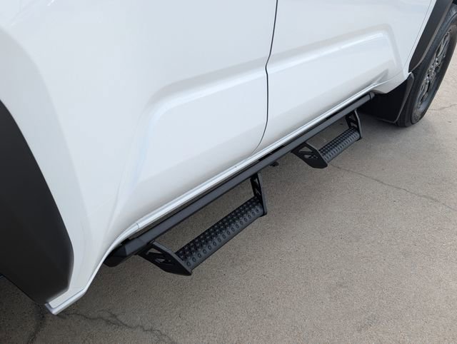 Used 2025 Toyota 4Runner SR5 AWD/4WD image 29