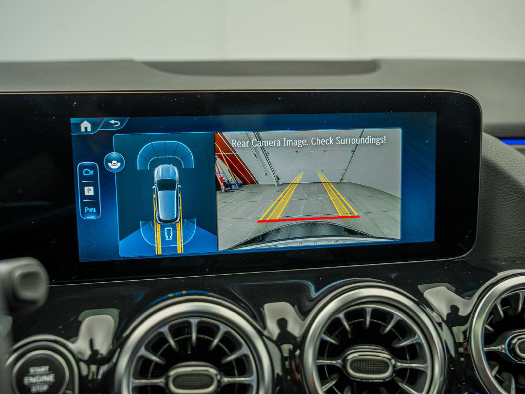 Certified 2026 Mercedes-Benz GLA 250 4MATIC image 32