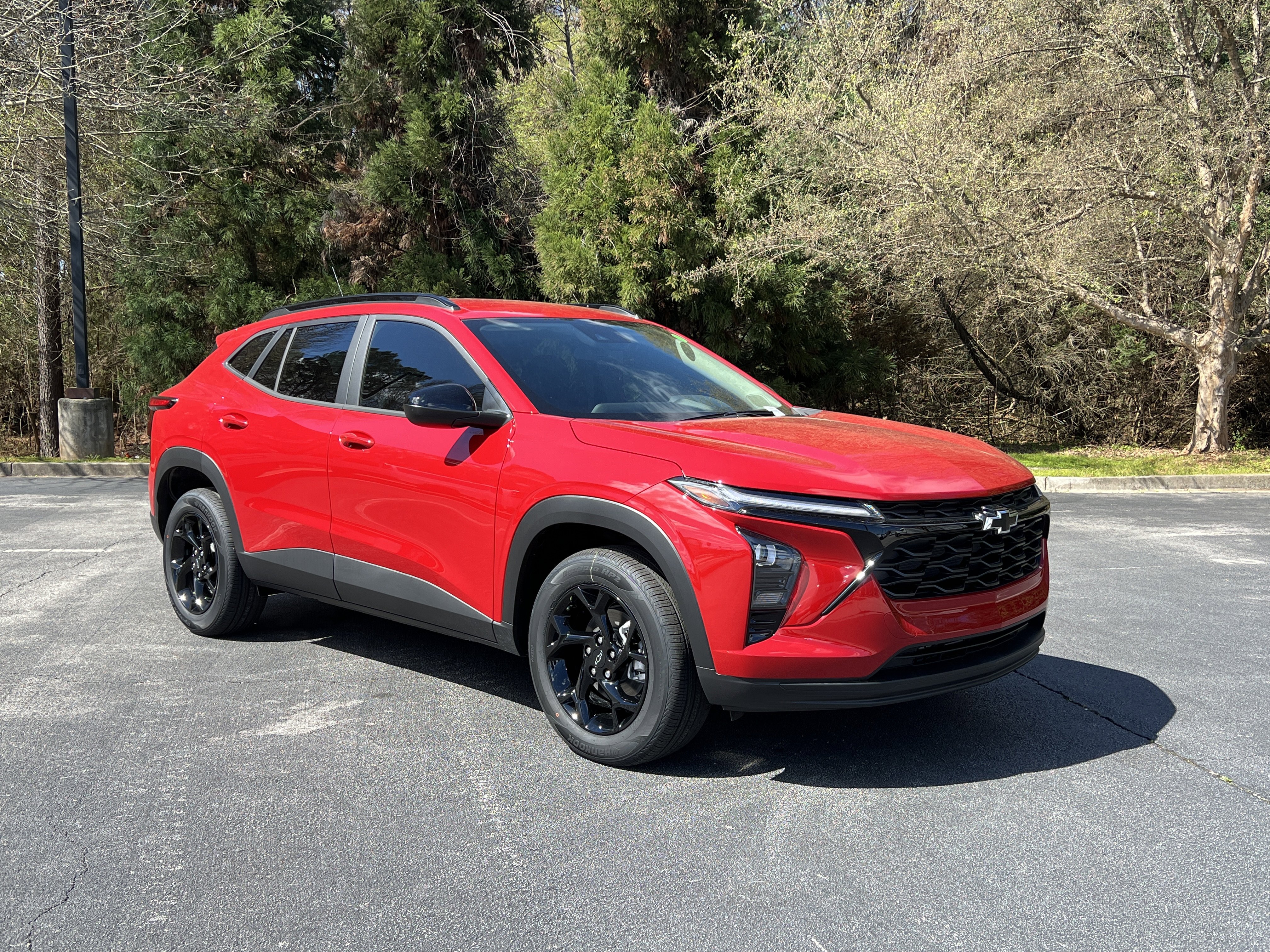 New 2026 Chevrolet Trax LT w/ Midnight Edition image 2