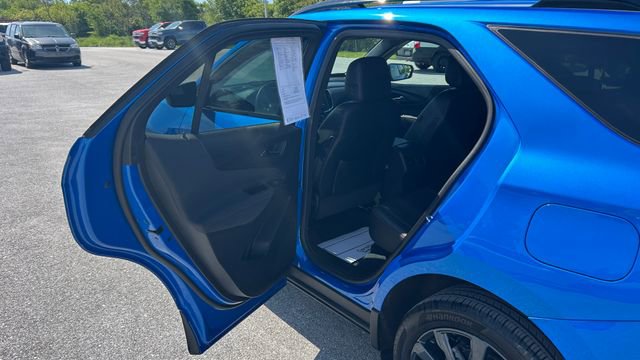 Used 2024 Chevrolet Equinox RS AWD/4WD image 28