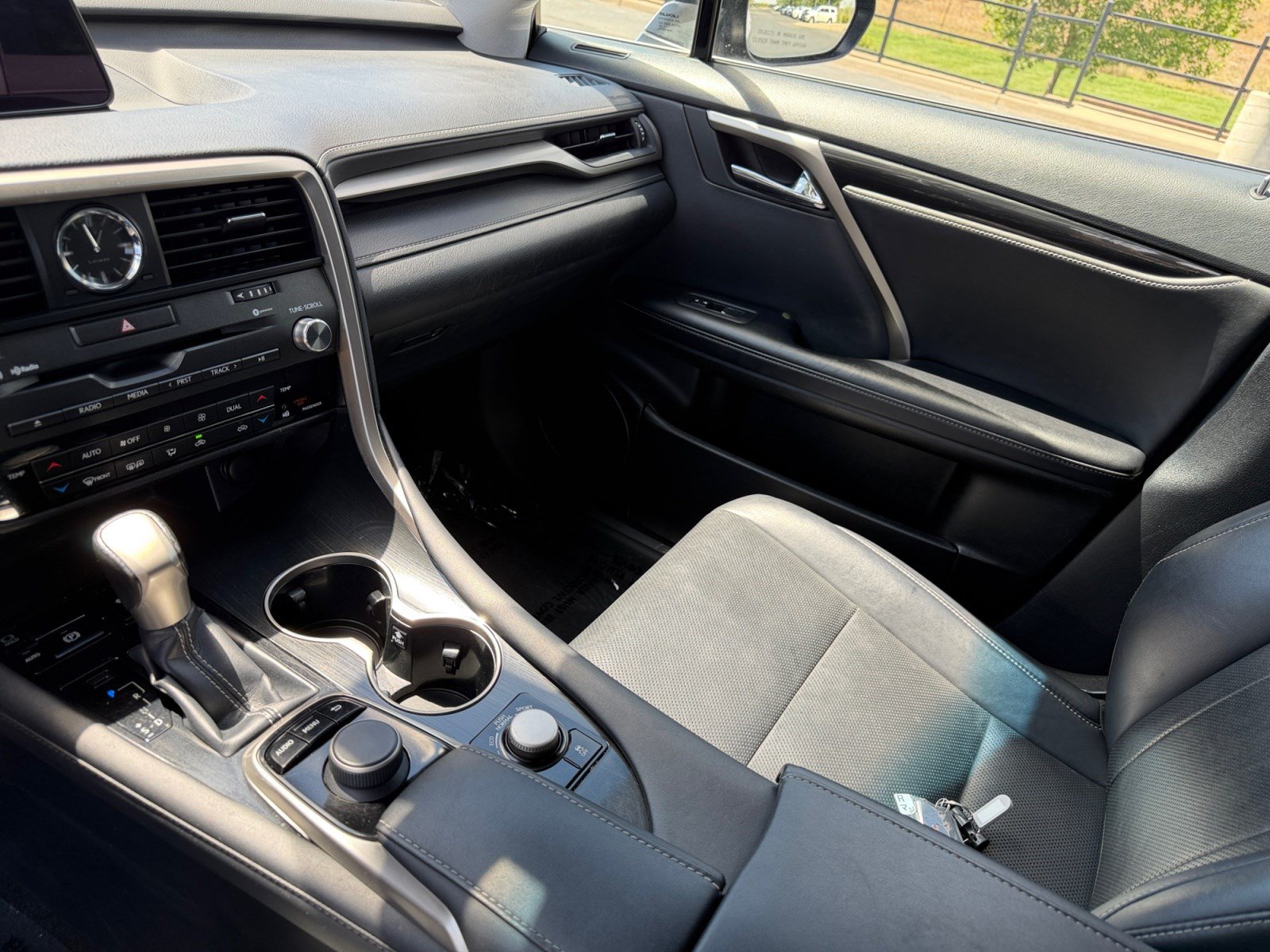 Used 2019 Lexus RX 350 FWD w/ Accessory Package image 15
