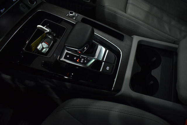 Used 2023 Audi Q5 2.0T Premium w/ Convenience Package image 22