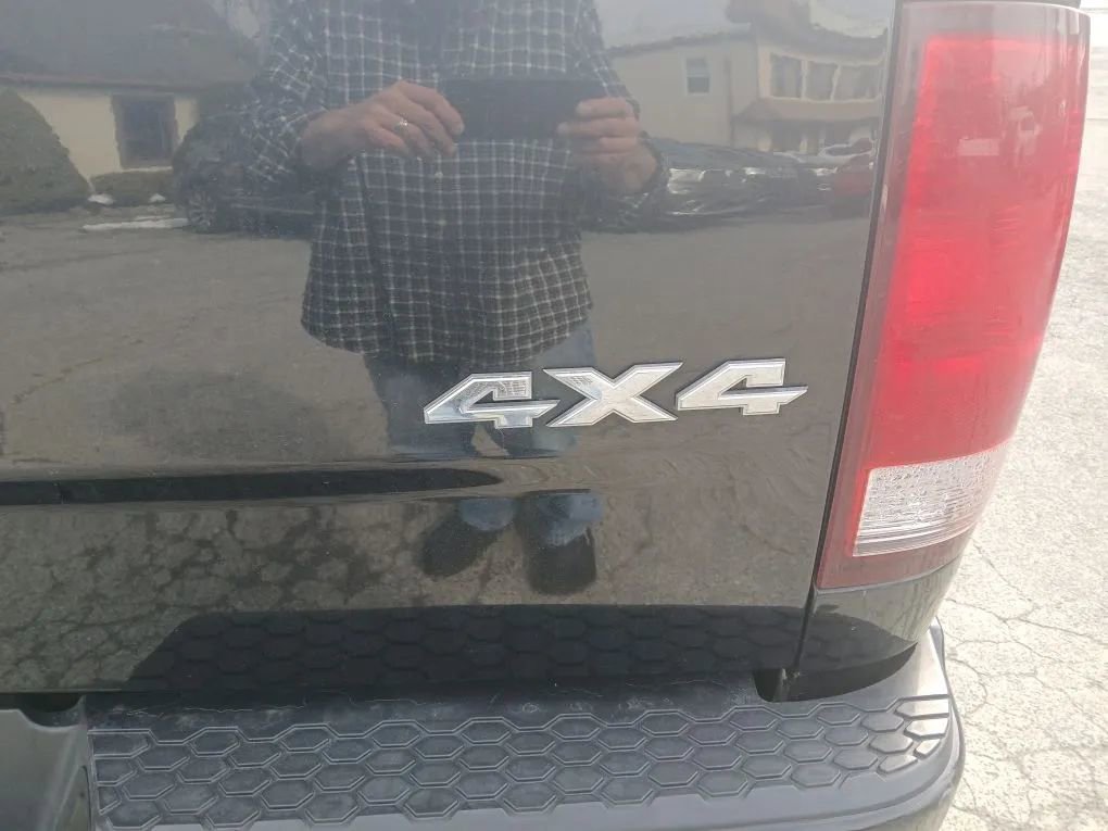 Used 2017 RAM 1500 Express w/ Express Value Package image 31