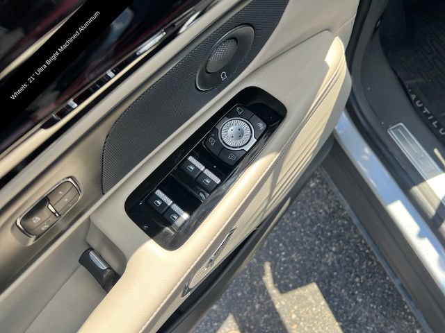 Certified 2024 Lincoln Nautilus Reserve w/ Equipment Group 202A AWD/4WD image 16