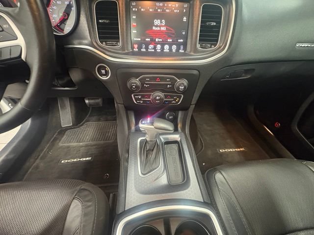 Used 2015 Dodge Charger SXT w/ AWD Plus Group image 19