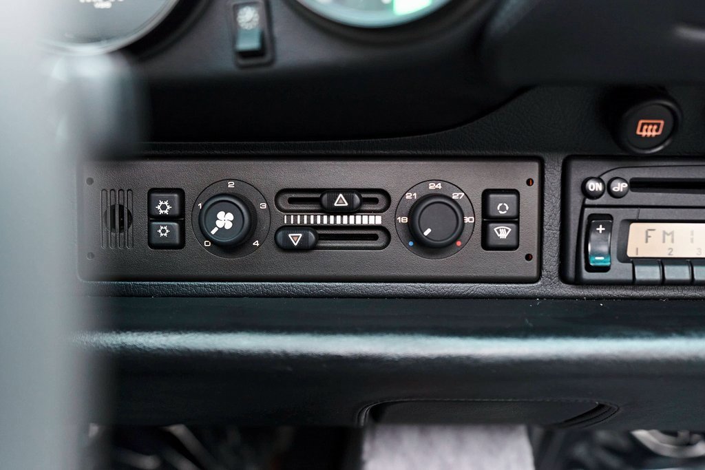 Used 1996 Porsche 911 Turbo image 59