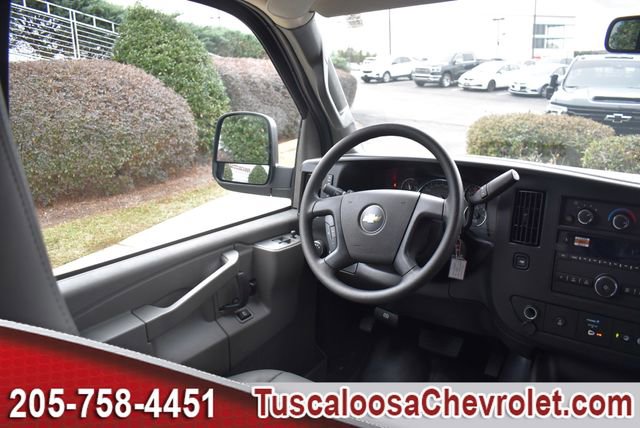 New 2025 Chevrolet Express 2500 Extended w/ Enhanced Convenience Package RWD image 17