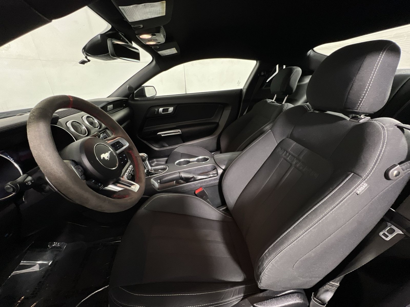Certified 2022 Ford Mustang Coupe RWD image 13