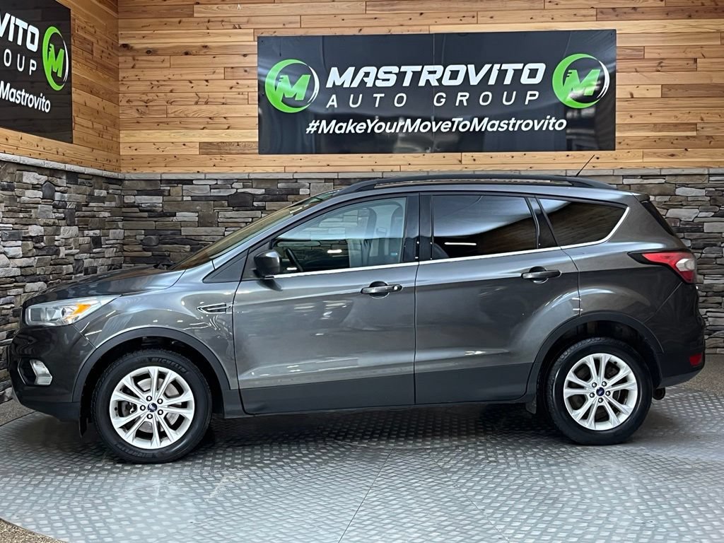 Used 2017 Ford Escape SE w/ SE Leather Comfort Package AWD/4WD image 13